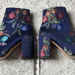 Zara Shoes - Zara Blue Embroidered Bootie Zara Shoes - Zara Blue Embroidered Bootie